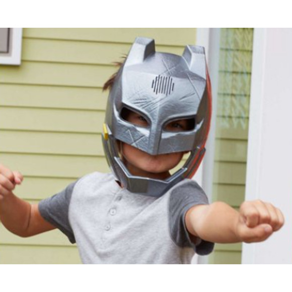 BATMAN Mask 15+ Sounds, for Kids Aged 4 and Up, Black - Picture 3 of 3